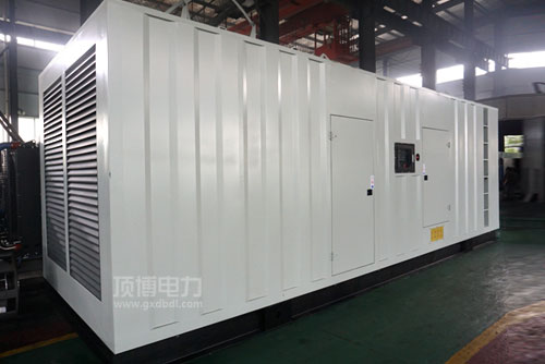 一臺(tái)500kW低噪聲柴油發(fā)電機(jī)組正常供電時(shí)突然不發(fā)電原因