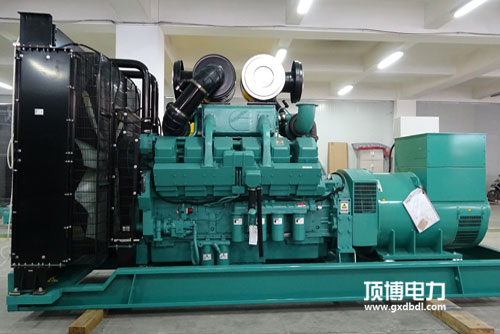 350KW重慶康明斯柴油發(fā)電機